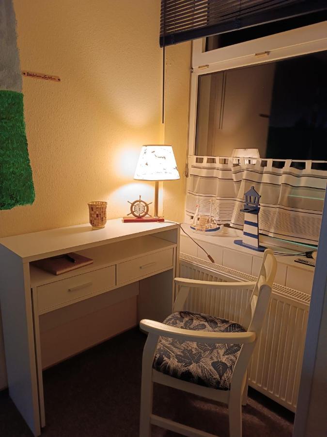 Ferien Wohnung -Leuchtturm Oldenswort エクステリア 写真