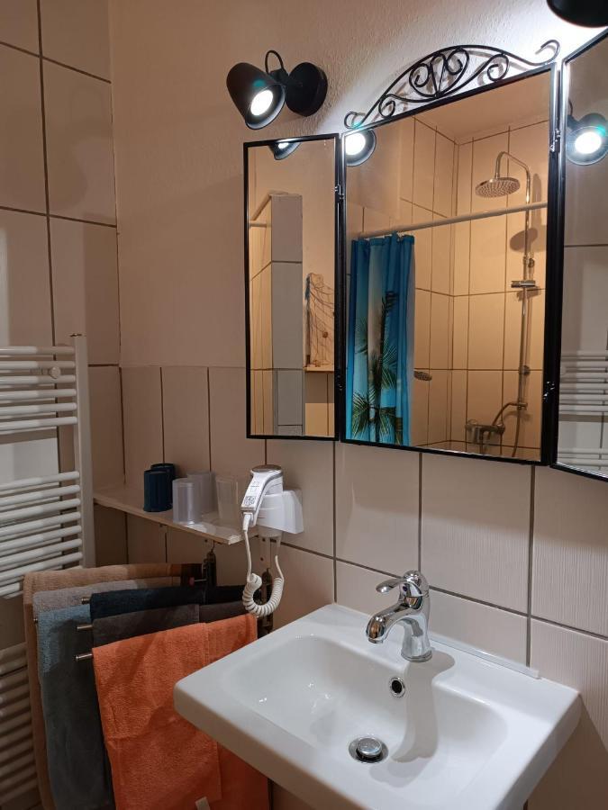 Ferien Wohnung -Leuchtturm Oldenswort エクステリア 写真